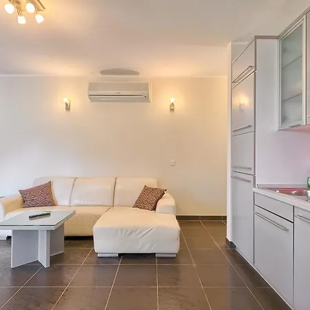Casa Sokol Apartment *
